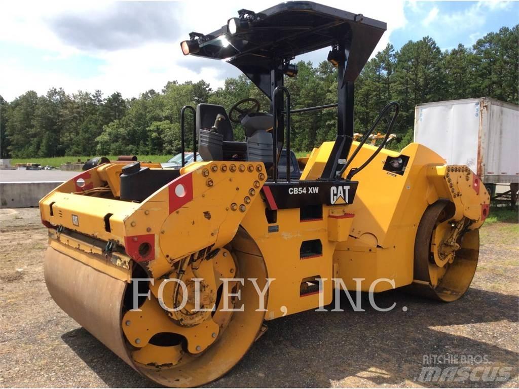 CAT CB54 Tandemové válce