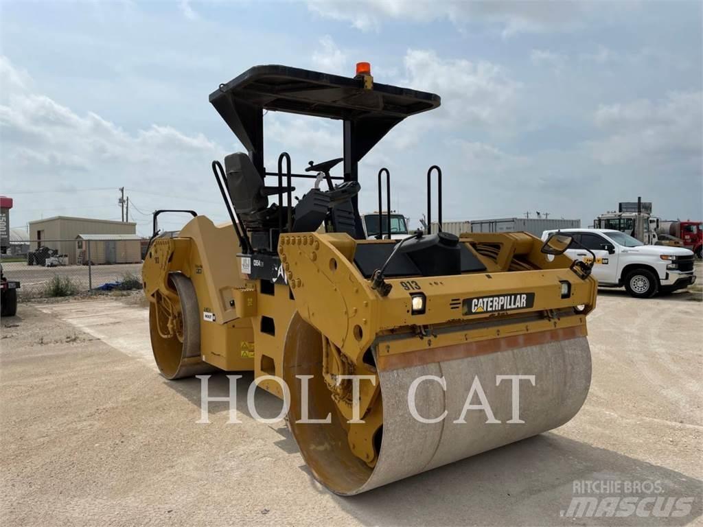CAT CB54 Tandemové válce