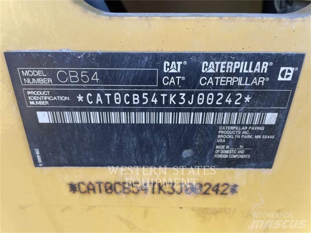 CAT CB54 Tandemové válce