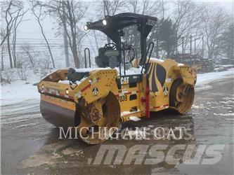 CAT CB54 XW Tandemové válce