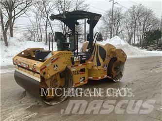 CAT CB54 XW Tandemové válce