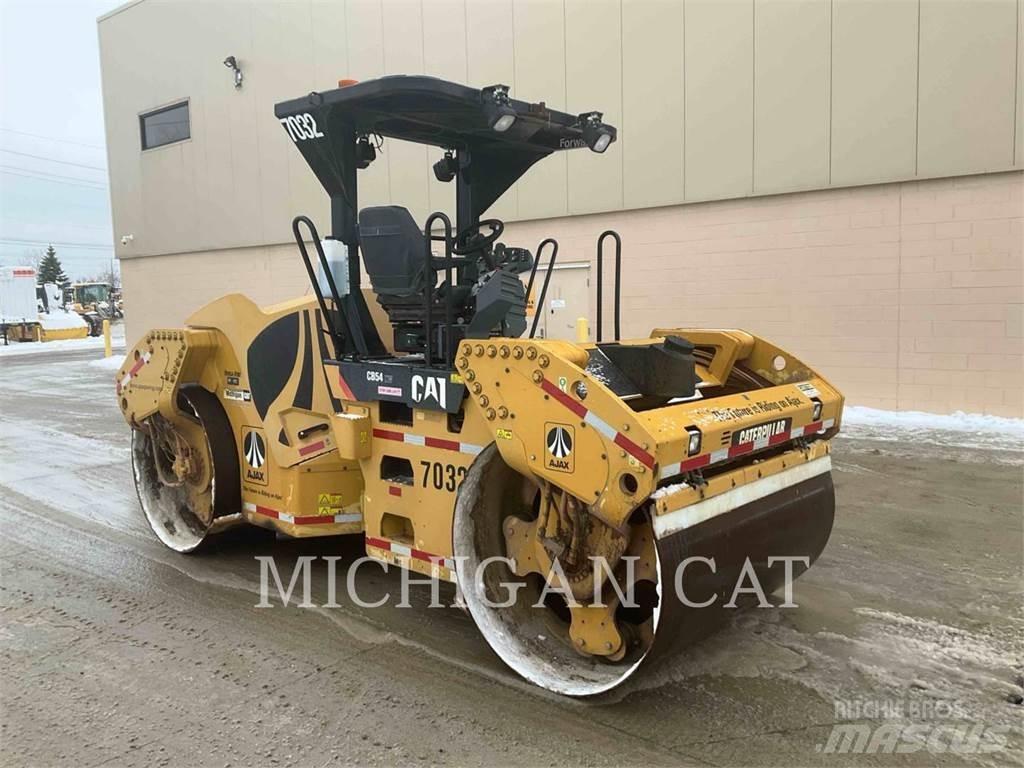 CAT CB54 XW Tandemové válce
