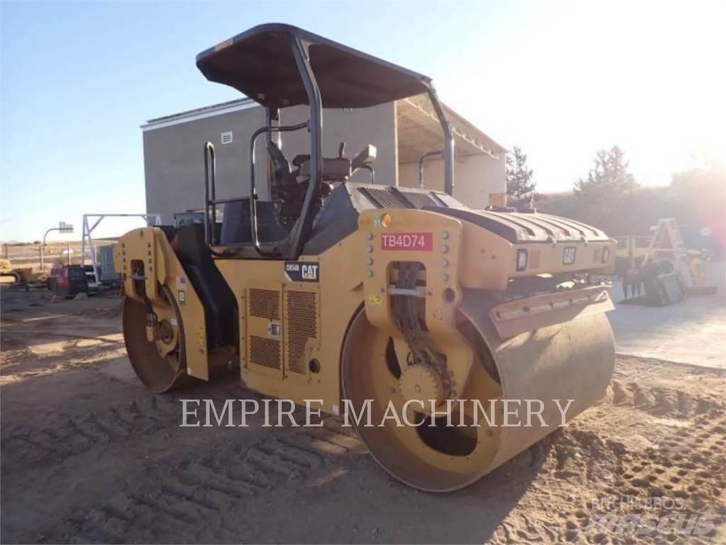 CAT CB54B Tandemové válce