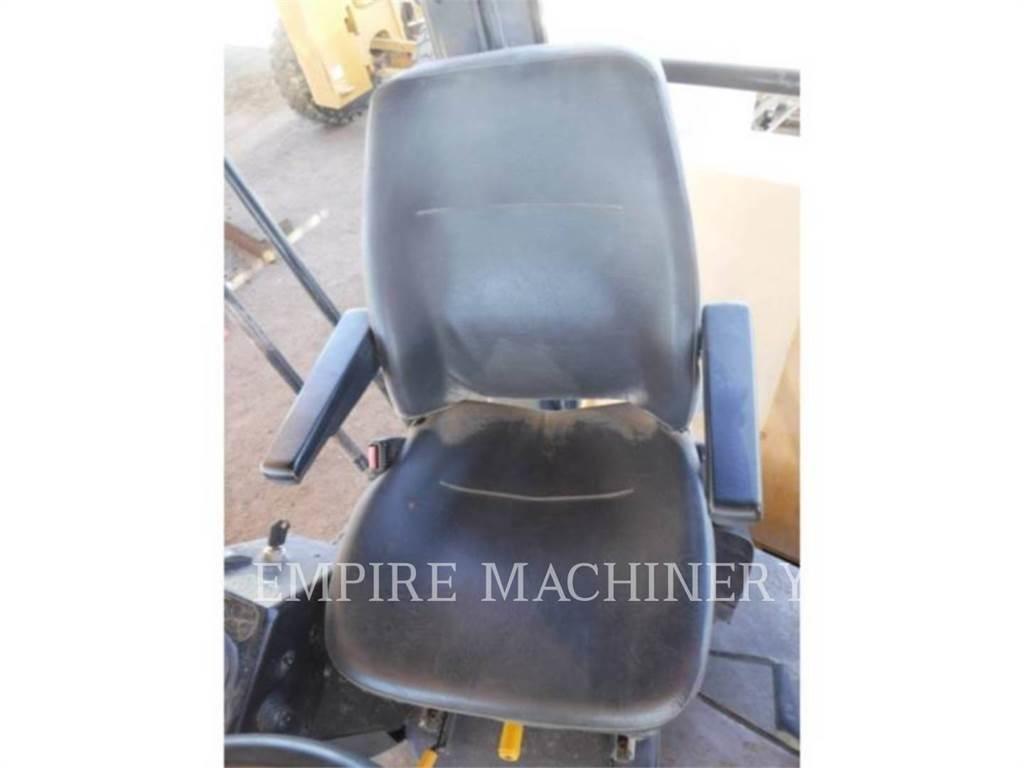 CAT CB64 Tandemové válce