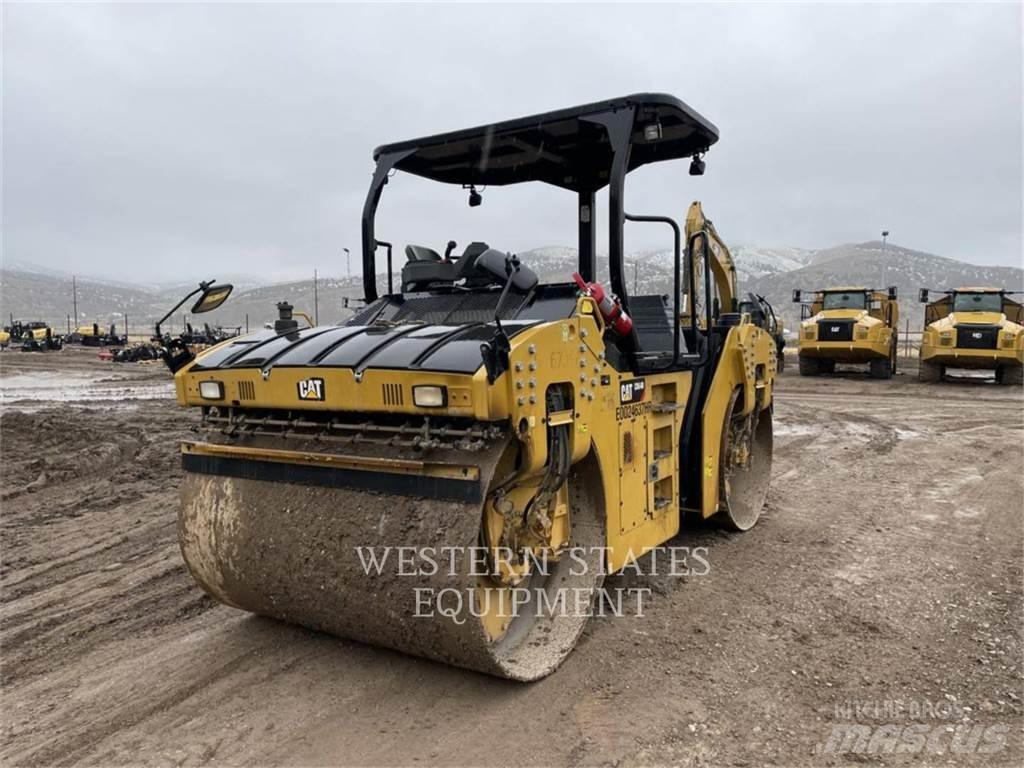 CAT CB64 Tandemové válce