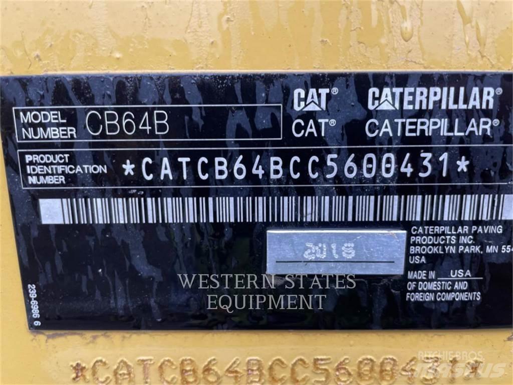 CAT CB64 Tandemové válce