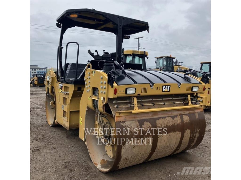 CAT CB64 Tandemové válce