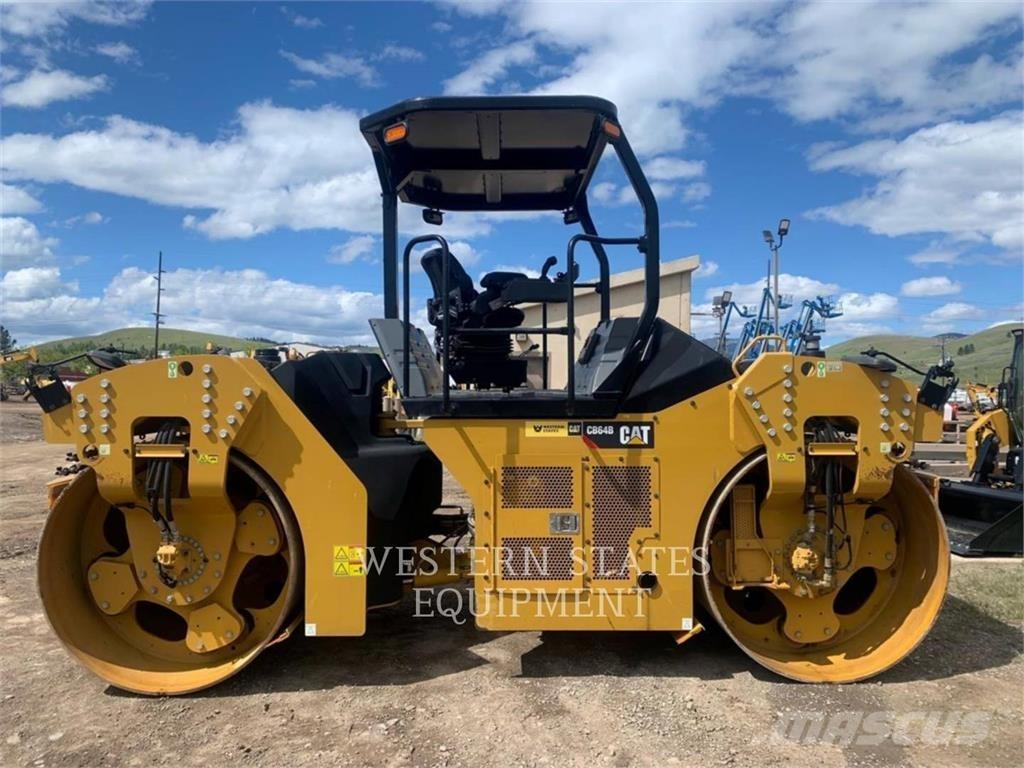 CAT CB64 Tandemové válce