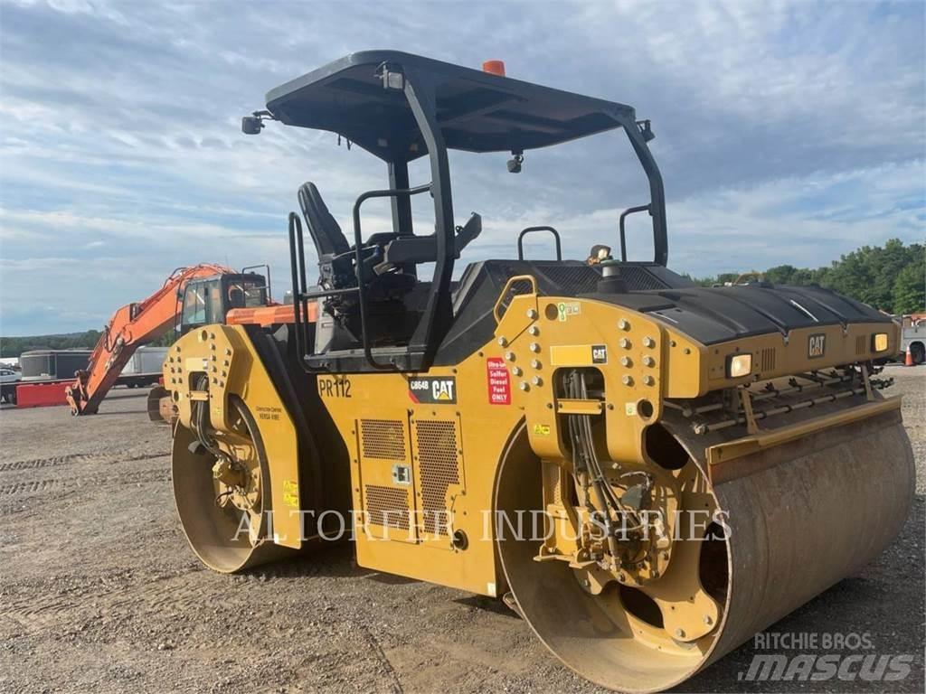 CAT CB64B Tandemové válce