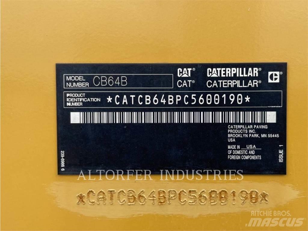 CAT CB64B Tandemové válce