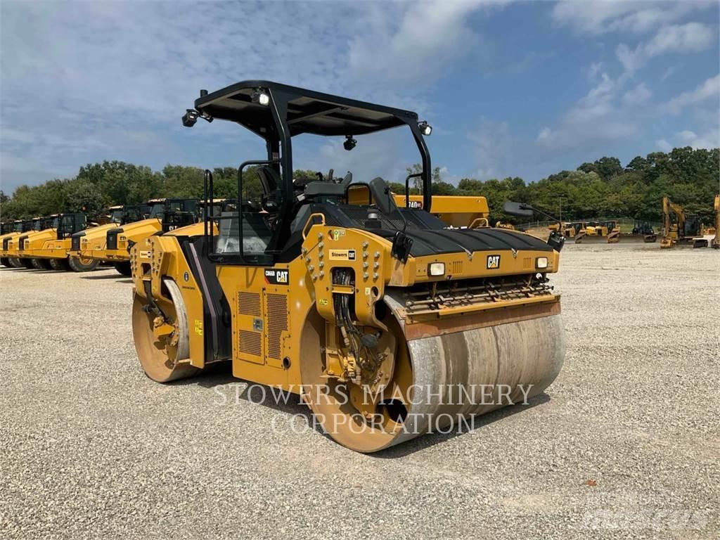CAT CB66B Půdní kompaktory