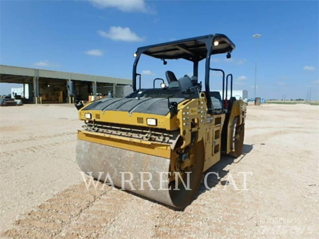 CAT CB66B Finišery