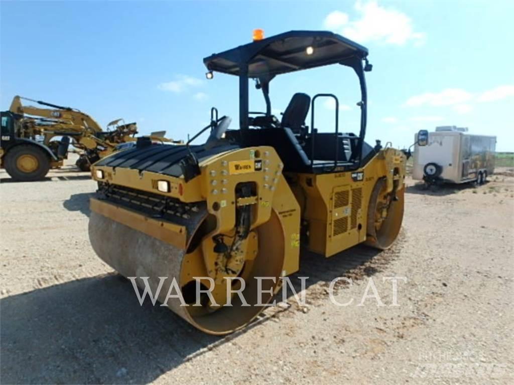 CAT CB66B Finišery