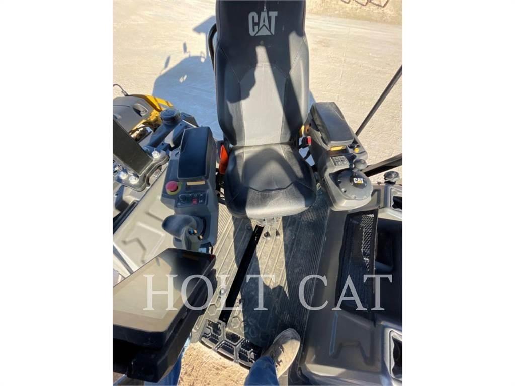 CAT CB7 Tahačové válce