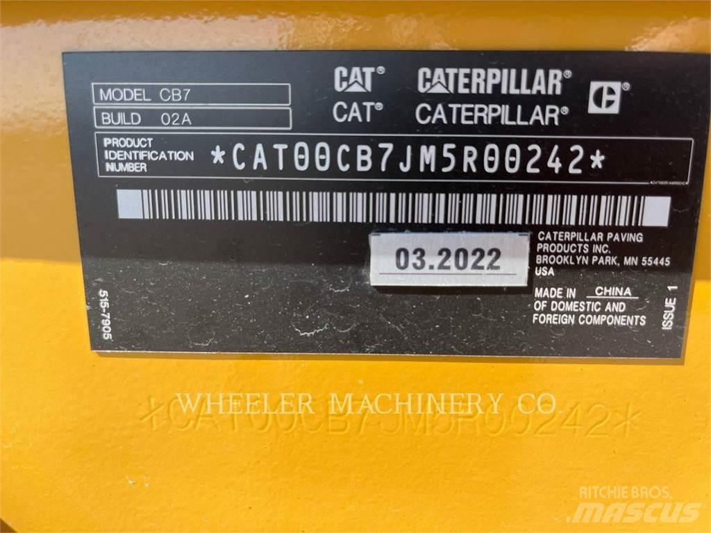 CAT CB7 Tandemové válce