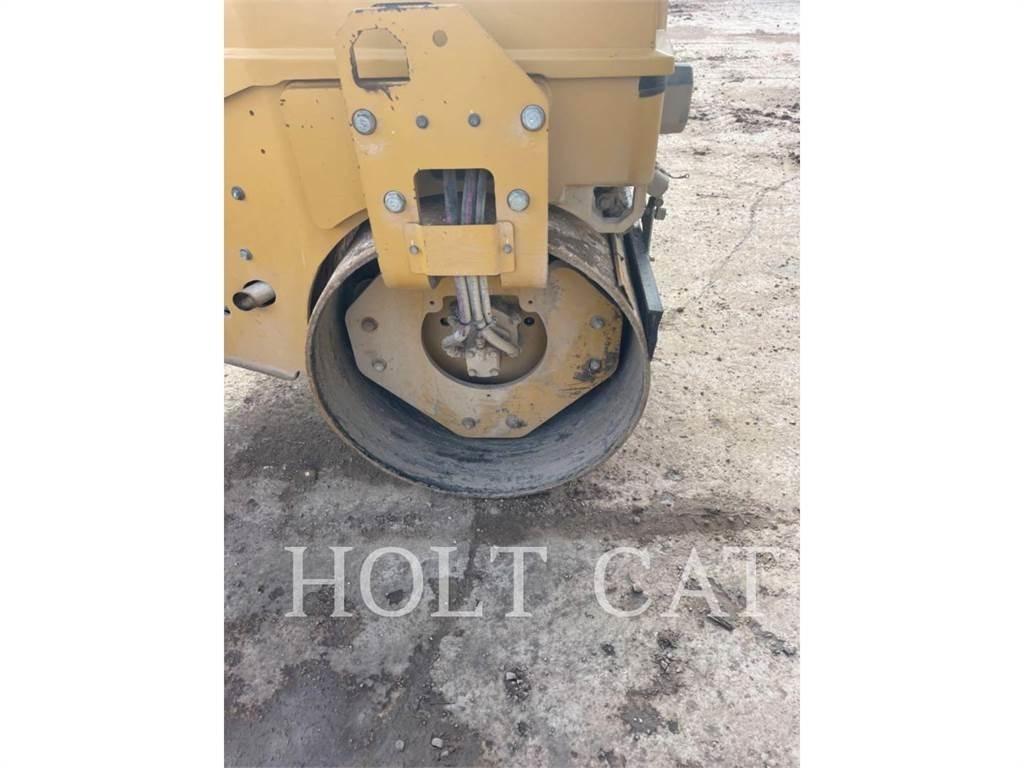 CAT CC4.0 Kolové dozery