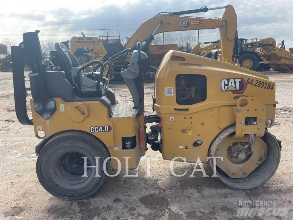 CAT CC4.0 Kolové dozery