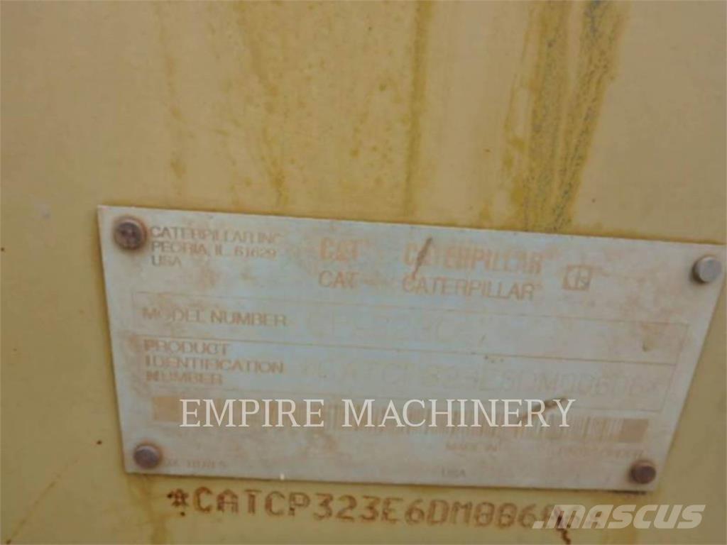CAT CP323C Tahačové válce