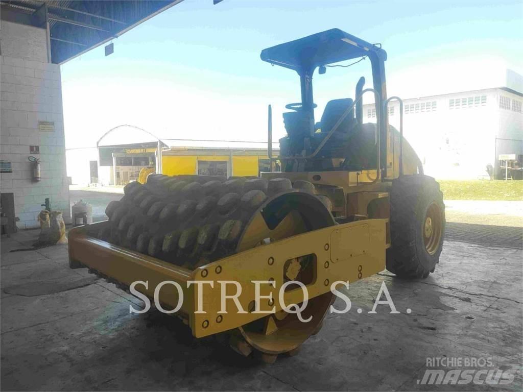 CAT CP533E Tahačové válce