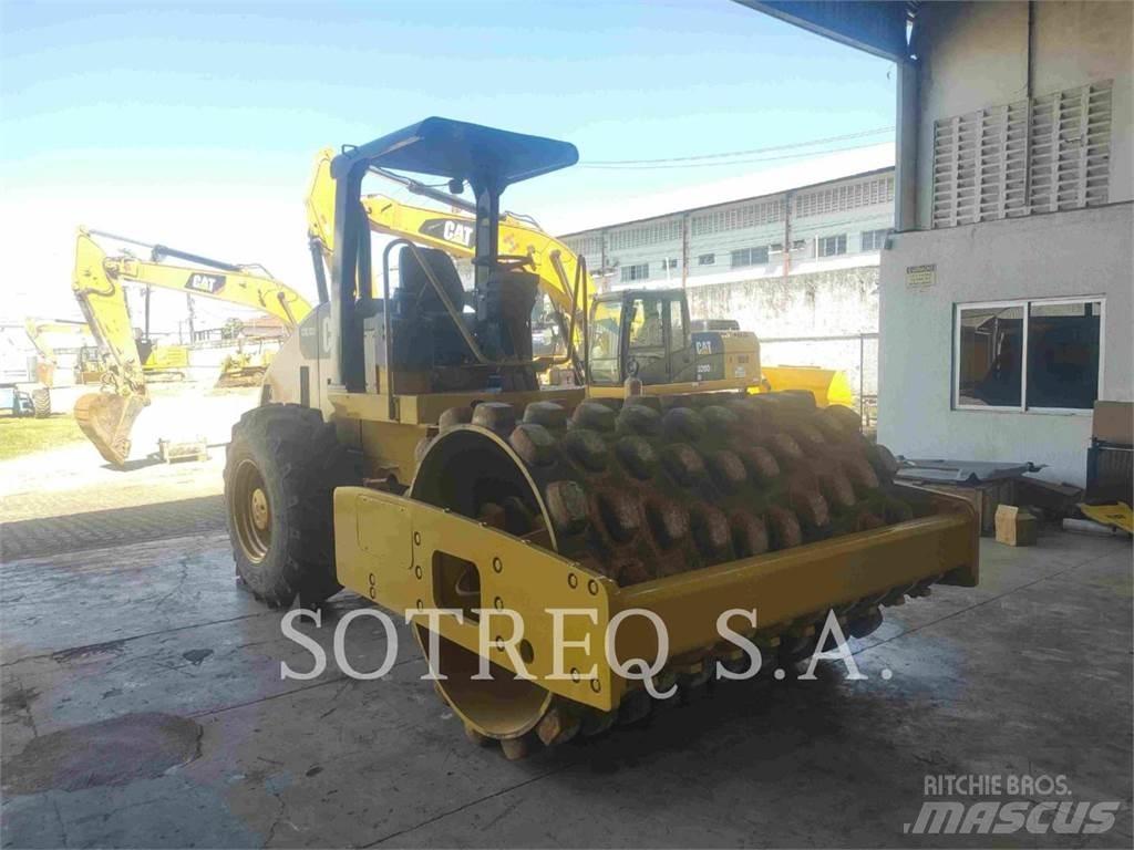CAT CP533E Tahačové válce
