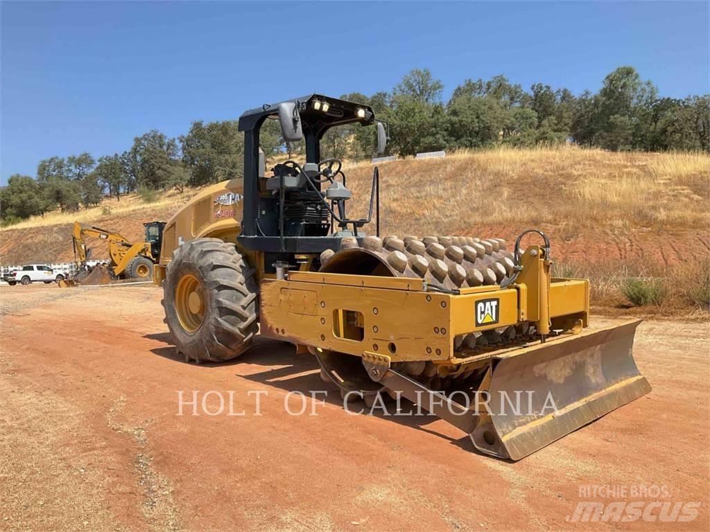 CAT CP56B Tahačové válce
