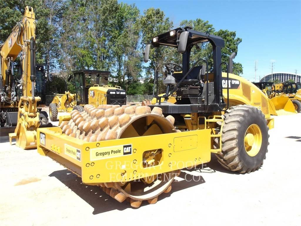 CAT CP56B Tahačové válce
