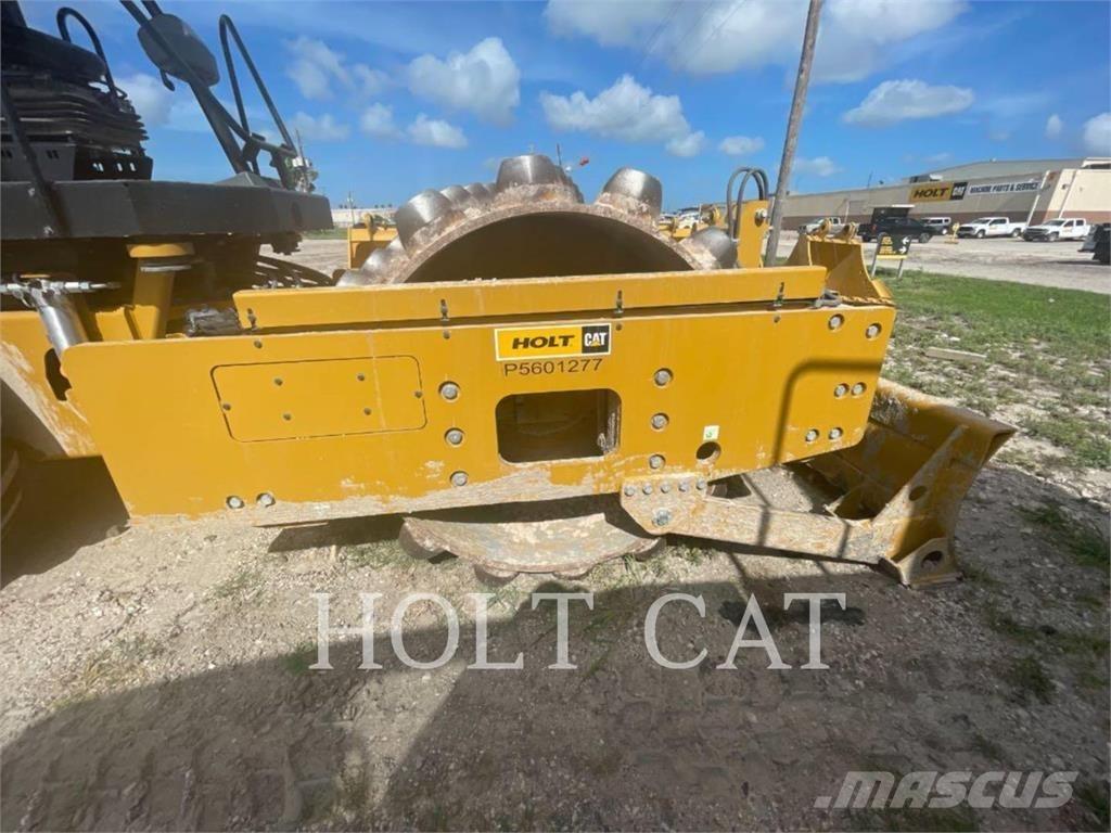 CAT CP56B Půdní kompaktory