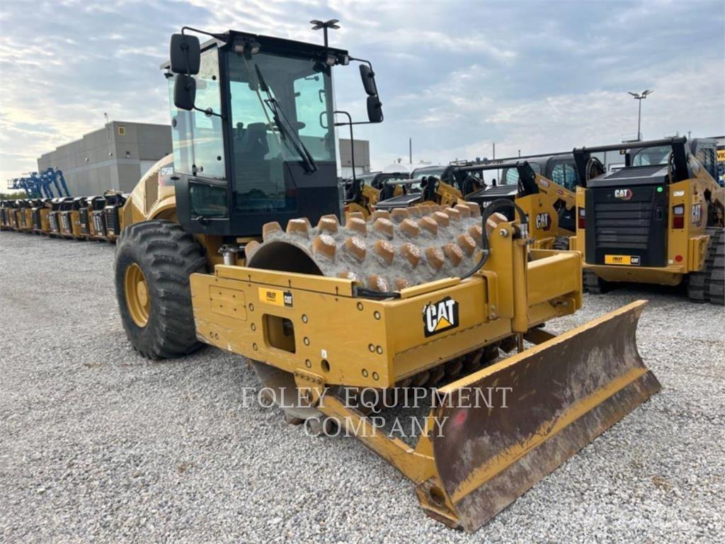 CAT CP56B Půdní kompaktory