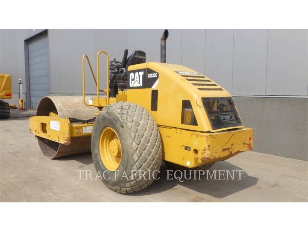 CAT CS-533E Tahačové válce