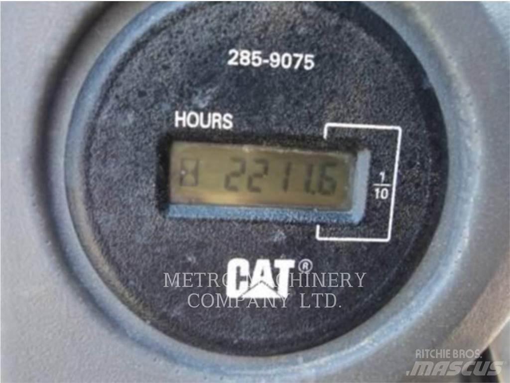CAT CS-533E Tahačové válce