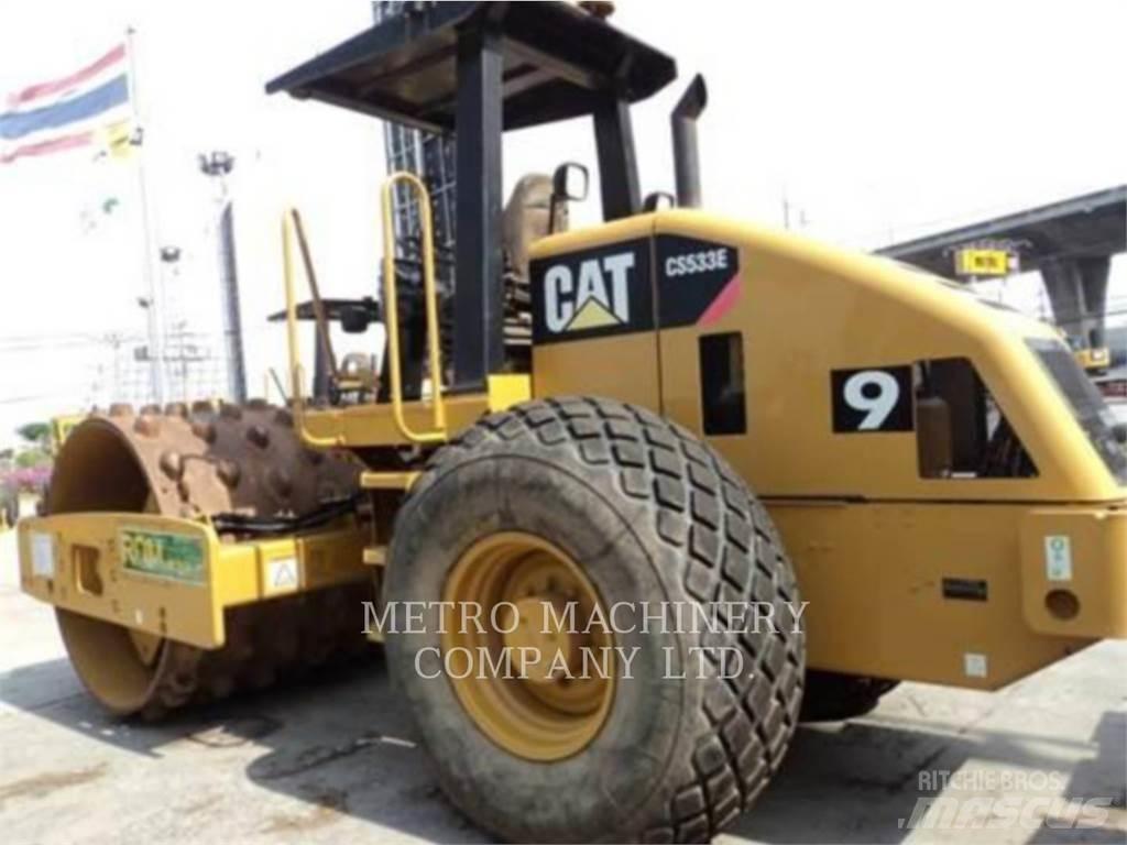 CAT CS-533E Tahačové válce