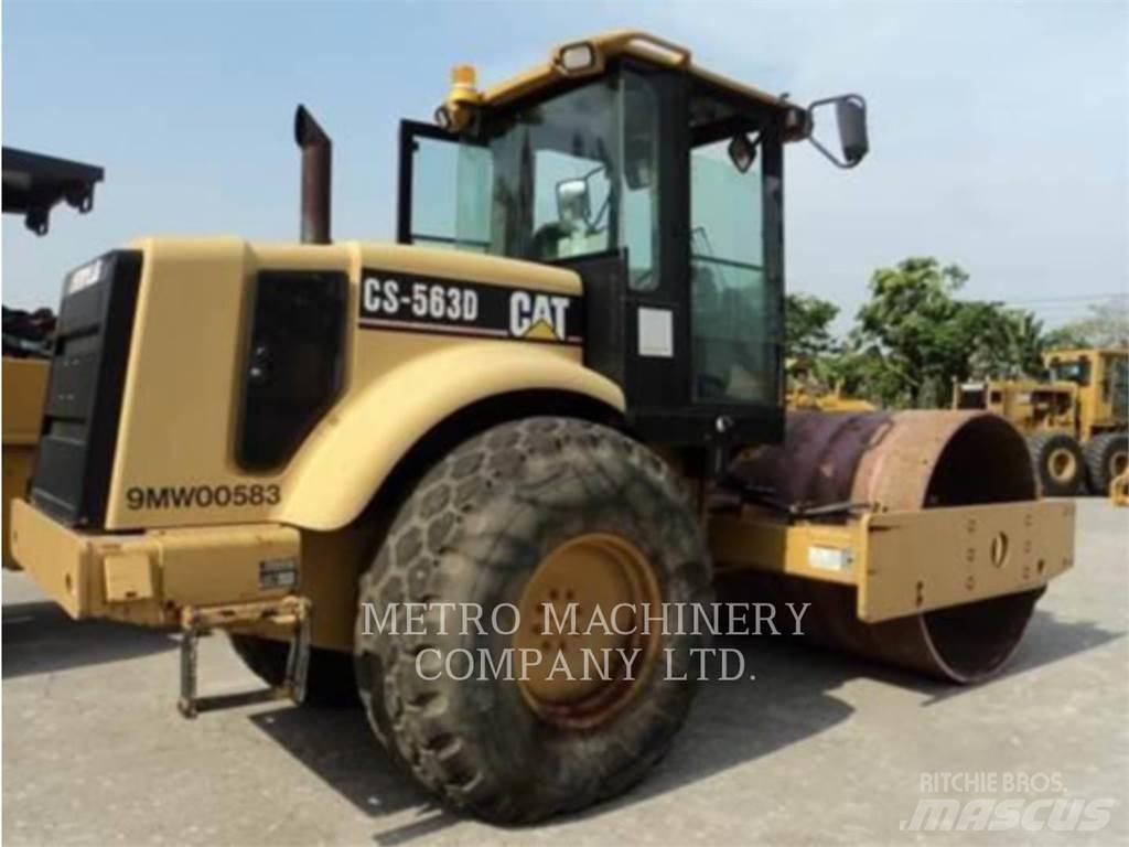 CAT CS-563DAW Tahačové válce