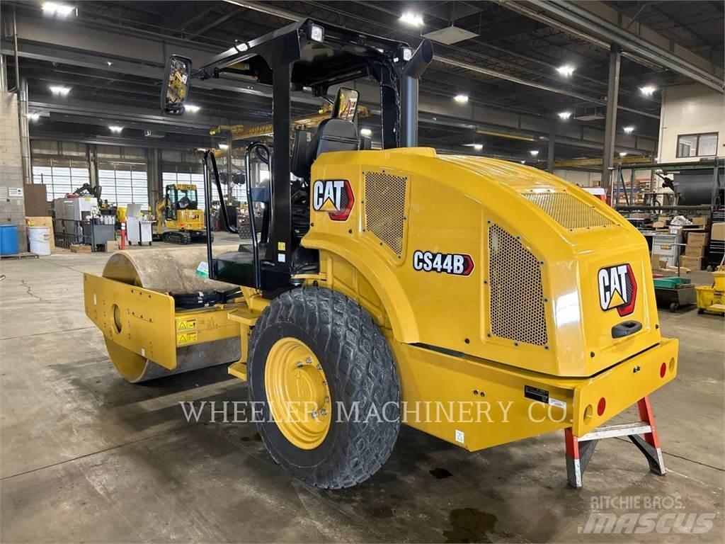 CAT CS44B Tahačové válce