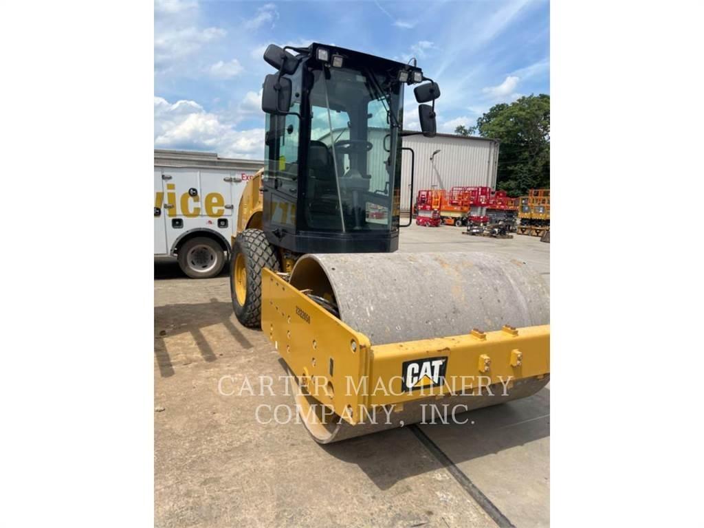 CAT CS44B Půdní kompaktory