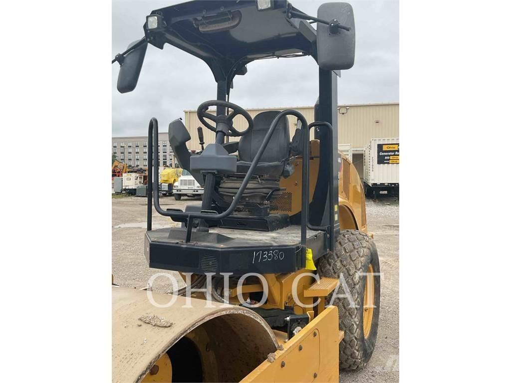 CAT CS44B Kombinované válce