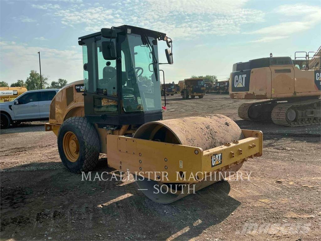 CAT CS44B Tahačové válce