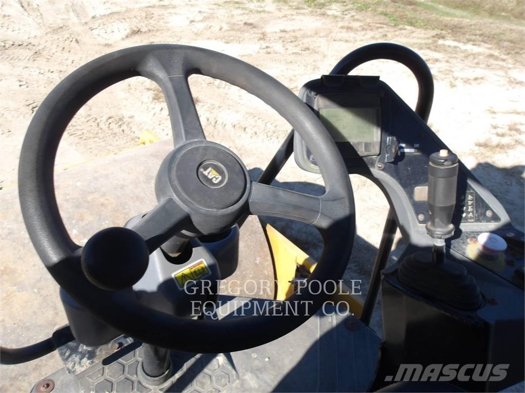 CAT CS44B Tahačové válce