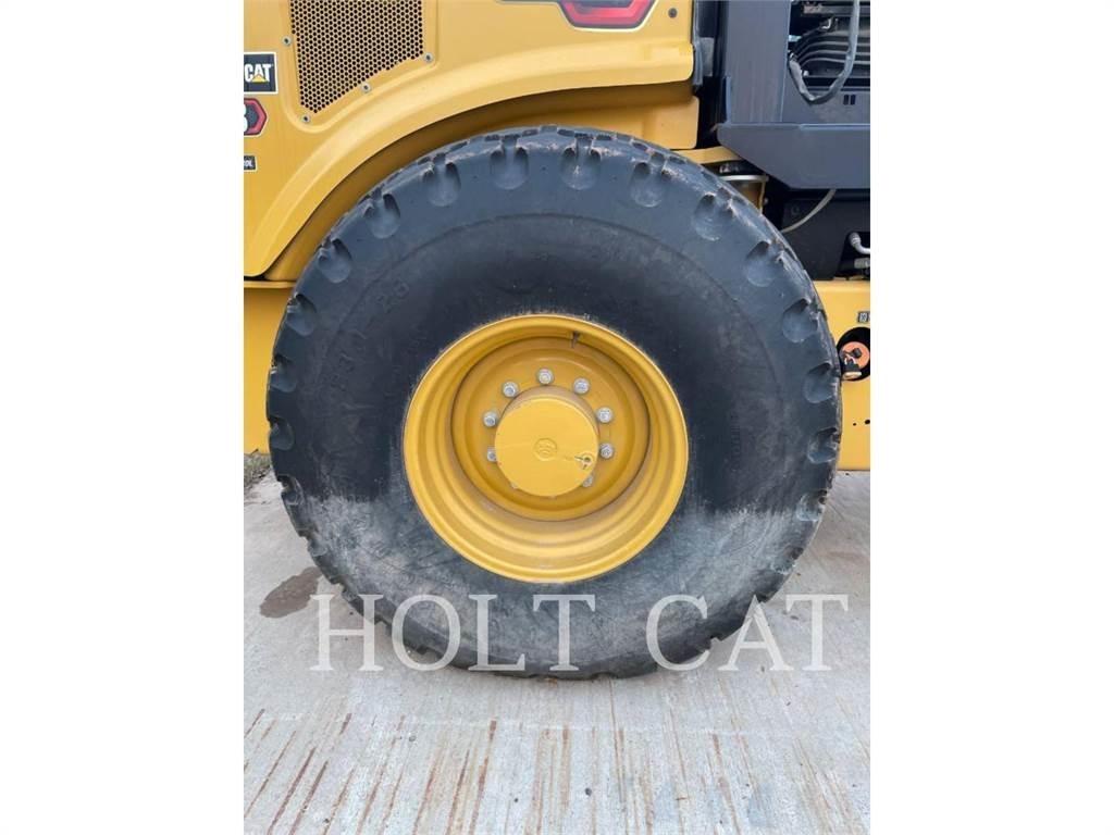CAT CS54B Tahačové válce