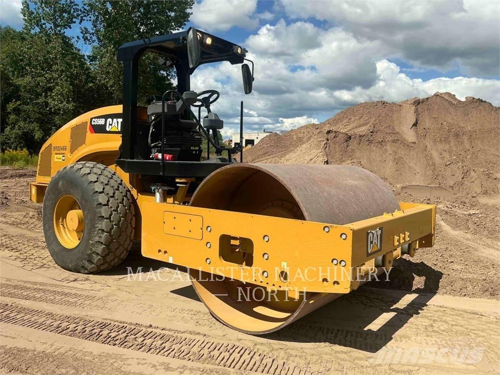 CAT CS56B Tahačové válce