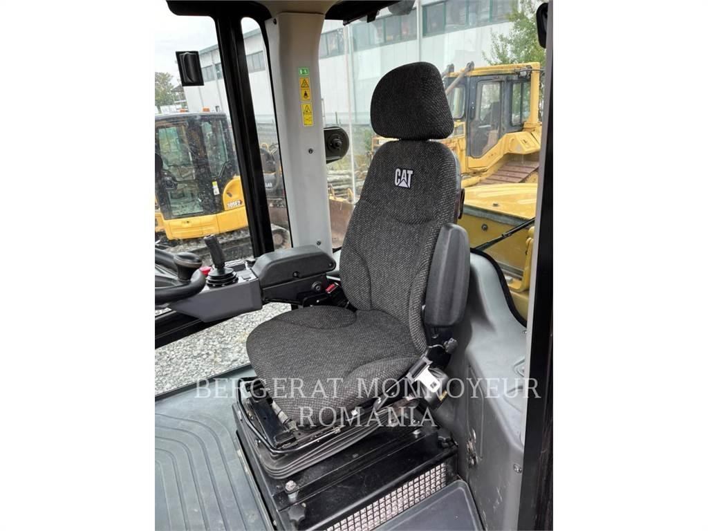 CAT CS64B Tahačové válce