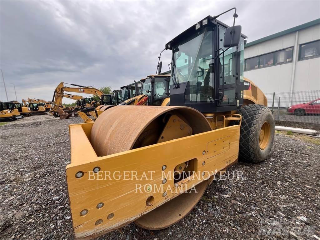 CAT CS64B Tahačové válce