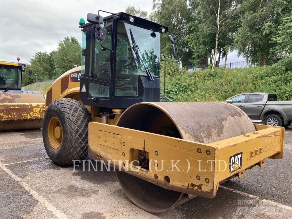 CAT CS66B Půdní kompaktory