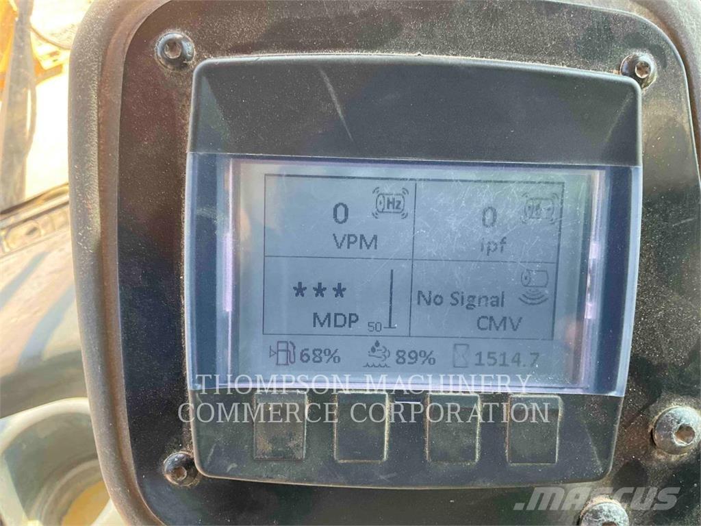 CAT CS68B Tahačové válce