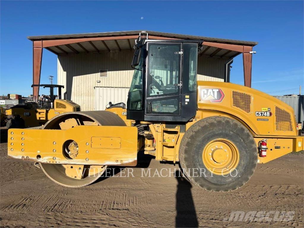 CAT CS74B Tahačové válce