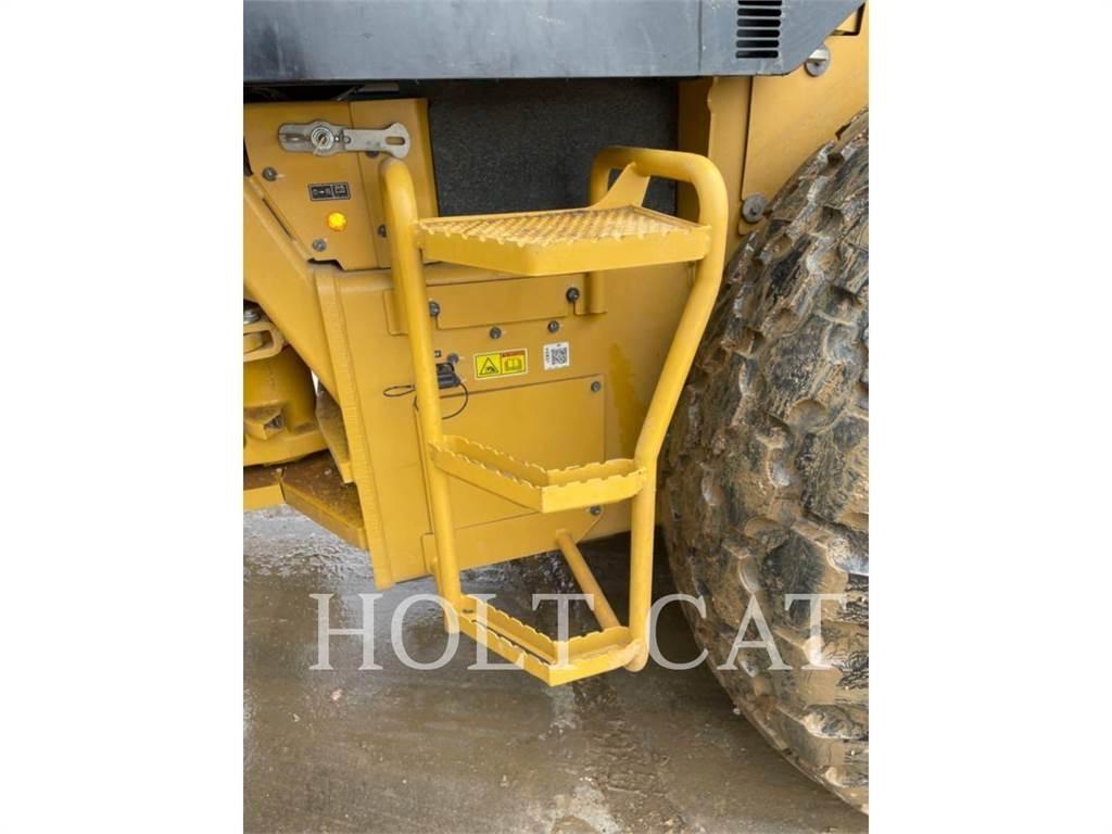 CAT CS78B Tahačové válce