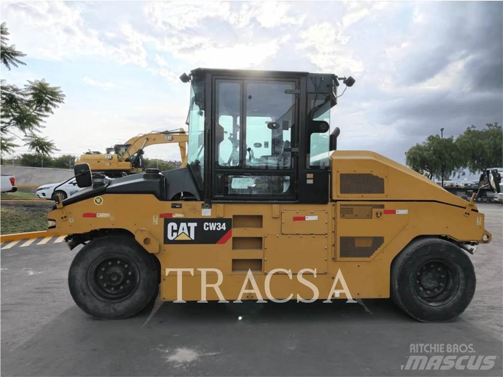 CAT CW 34 Pneumatikové válce