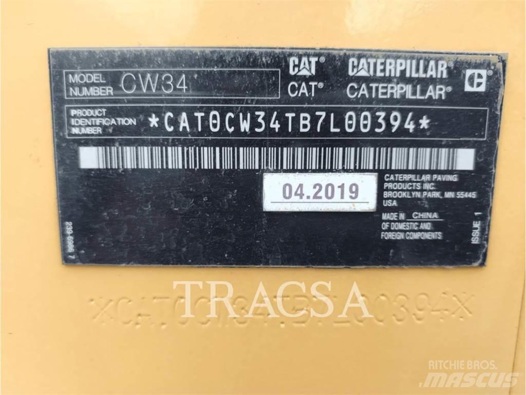 CAT CW 34 Pneumatikové válce