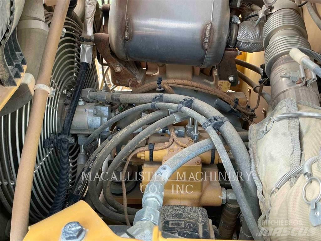 CAT CW16 Pneumatikové válce