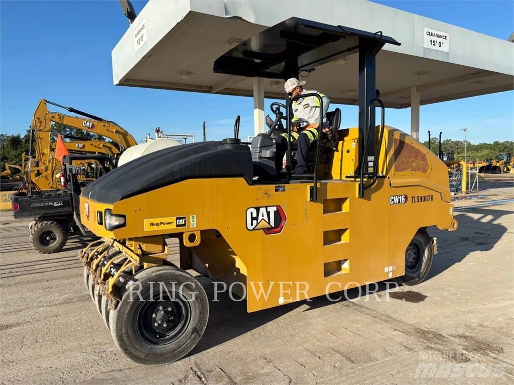 CAT CW16 Tandemové válce