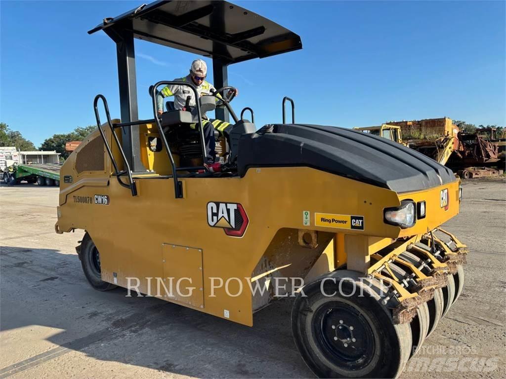 CAT CW16 Tandemové válce